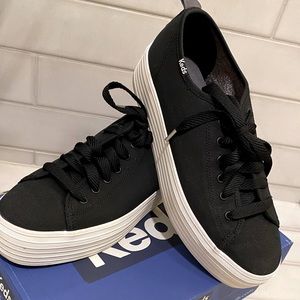 Keds Triple Up Solid Black platform sneakers